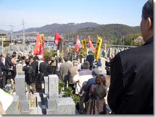 山本宣治墓前祭