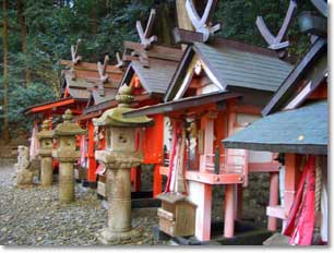 恋志谷神社と天満宮の社