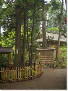 猿丸神社に奉納された絵馬