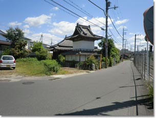 和泉式部の墓がある木津川市殿城の寺