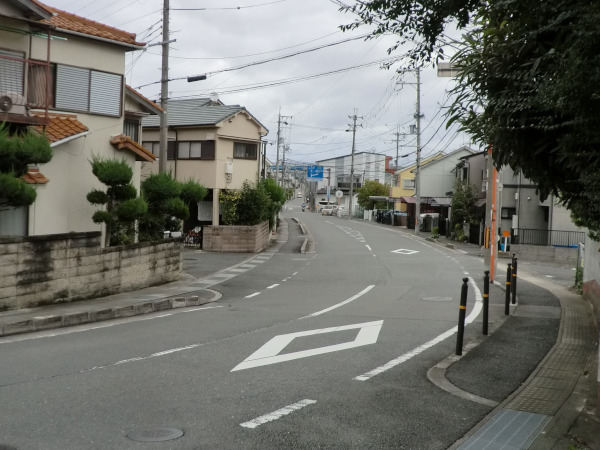 大山崎町松原交差点付近の旧久我畷