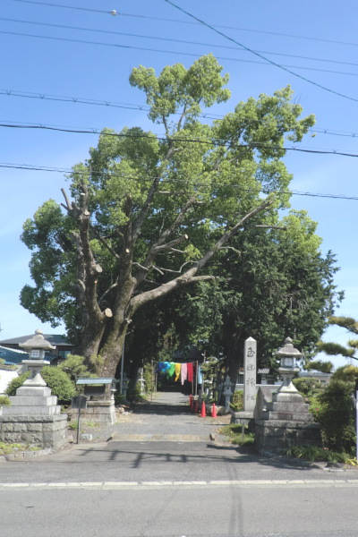 玉田神社・歌碑